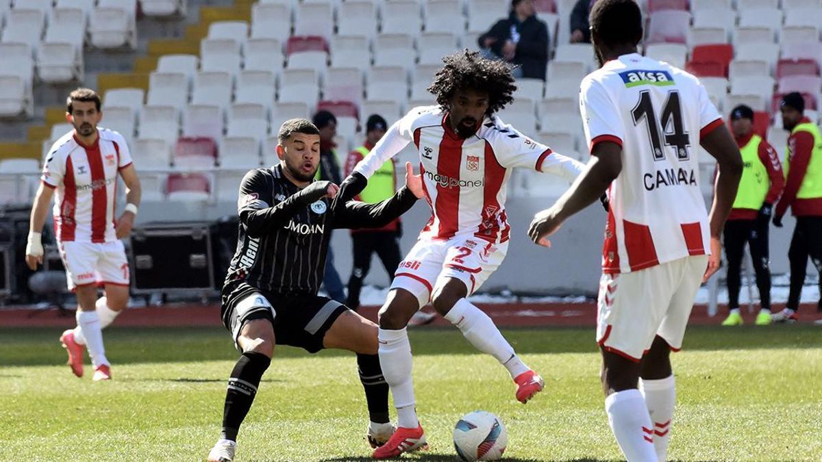 Sivas’ta kazanan yok! Sivasspor 1-1 Konyaspor