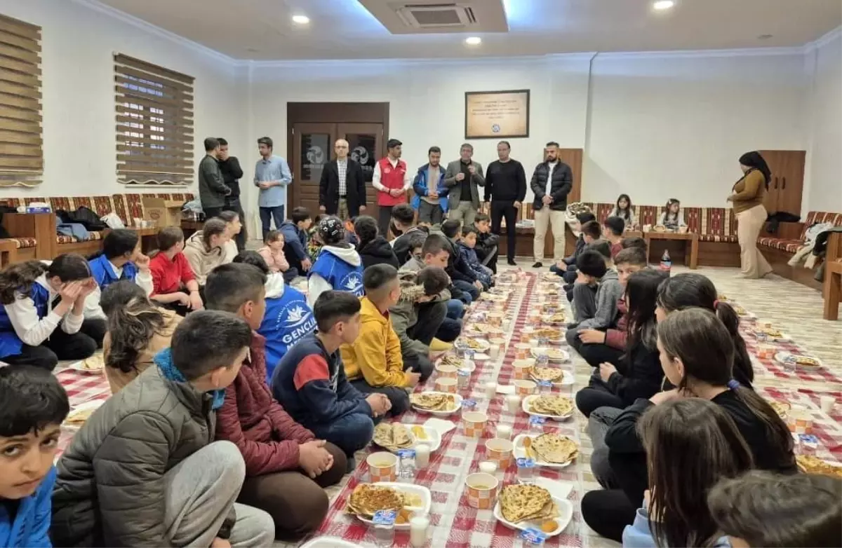 Tut’ta Çocuklar İftar İçin Bir Araya Geldi